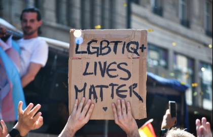 02-07 - LGBTIQ+