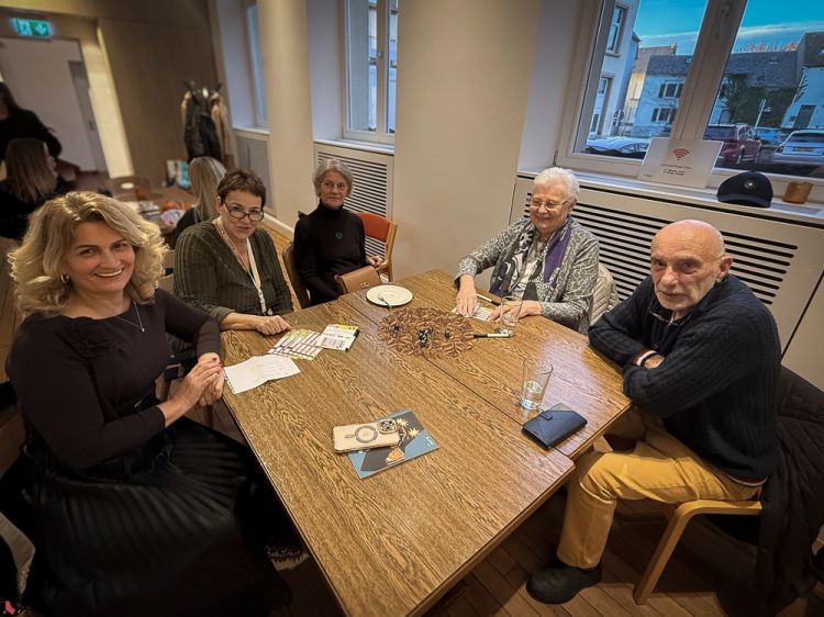 2025 11 16 Intergeneratiounscafé (4 sur 4)