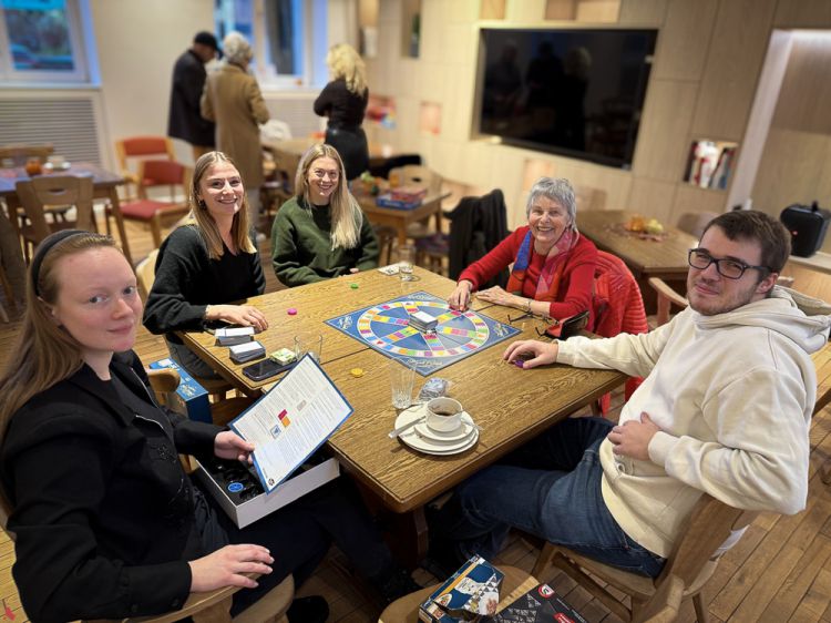 2025 11 16 Intergeneratiounscafé (1 sur 4)